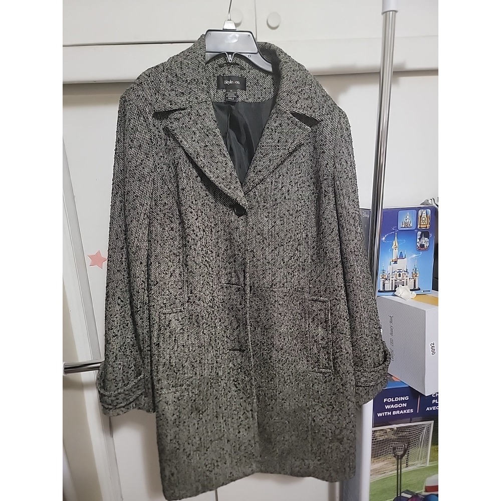 Style and Co., trench Style long jacket Button down , blk and white with pockets